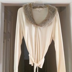 Cream colored sweater with removable collar