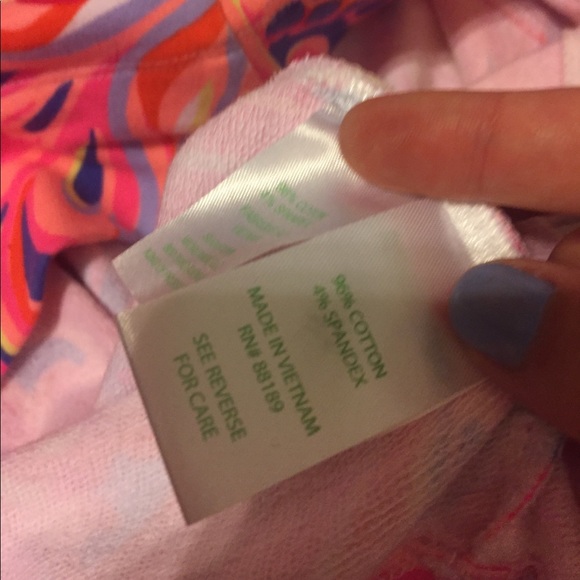 ❌SOLD ❌ Lilly Pulitzer Shift Multi Reef Retreat - Picture 5 of 5