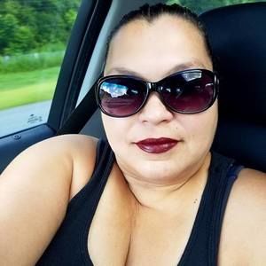 Meet your Posher, Ivonne