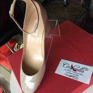 NWB Valentino 60MM Tango Patent Ankle Wrap Pump