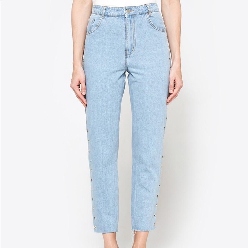NWT Need Supply side grommet light wash jeans