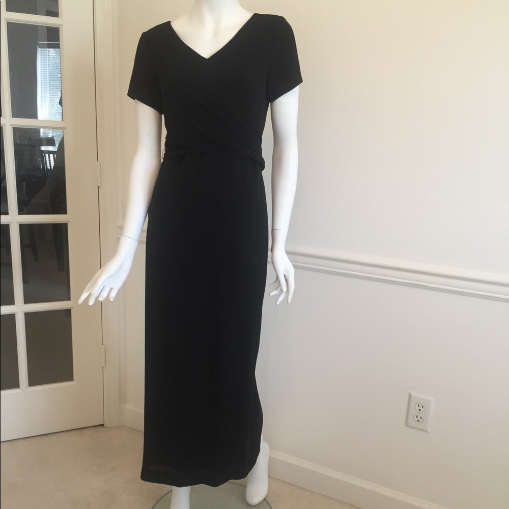 SALE!!Dana Buchman Short Sleeved Dress