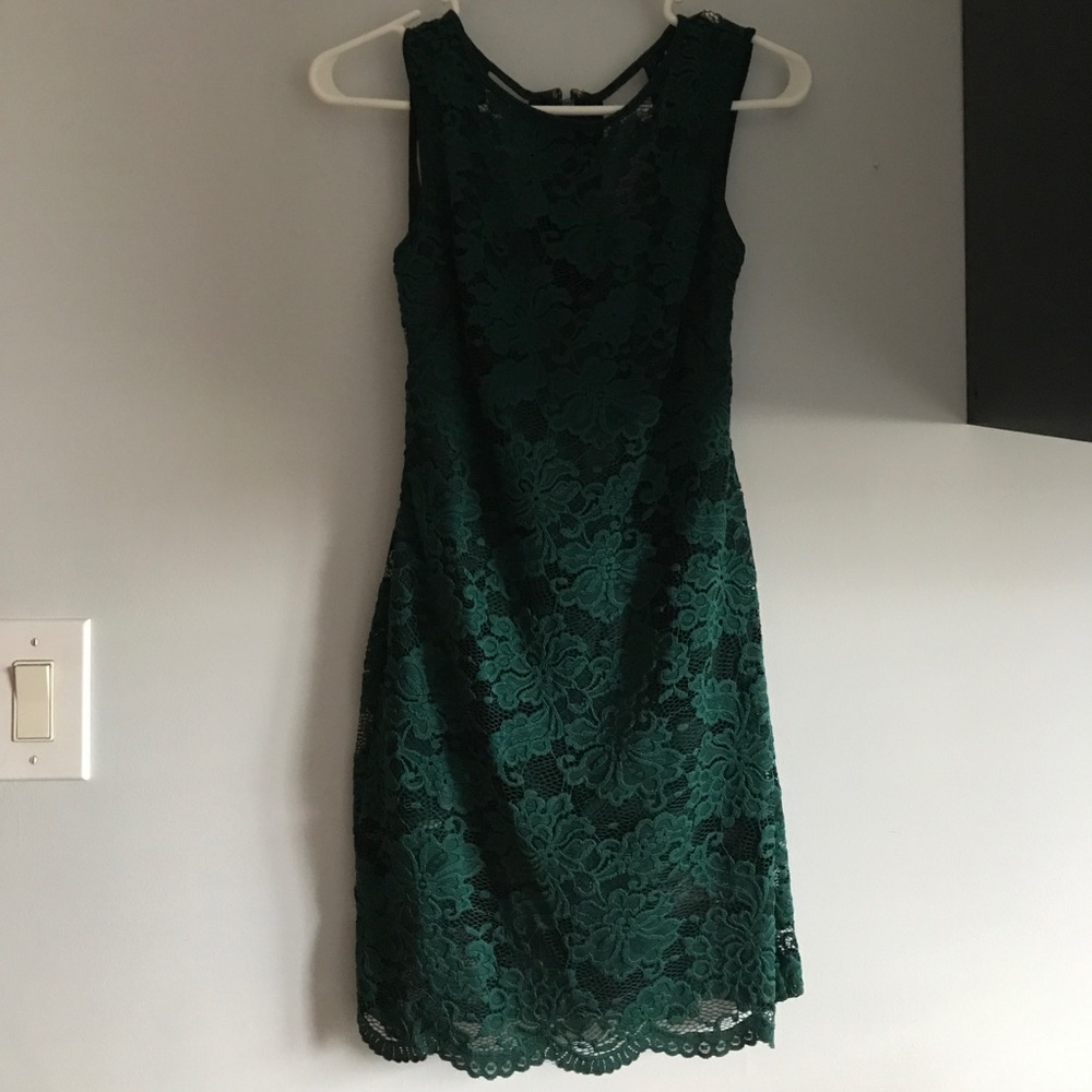 Bebe dress