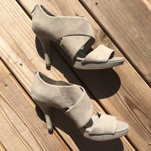 Banana Republic Heels