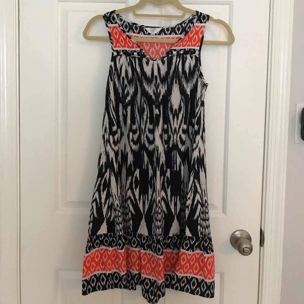 crown & ivy petite boho style dress.
