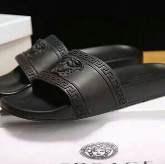 Men's Versace Palazzo Medusa Slide Sandals. Black