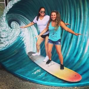 Meet your Posher, Danielle