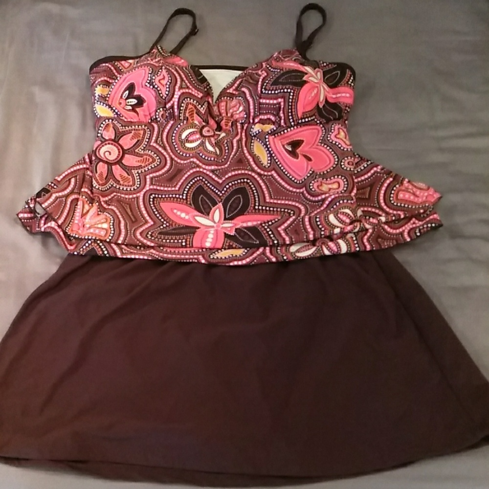 Avenue 2 piece tanking/skirt