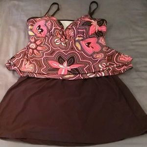 Avenue 2 piece tanking/skirt
