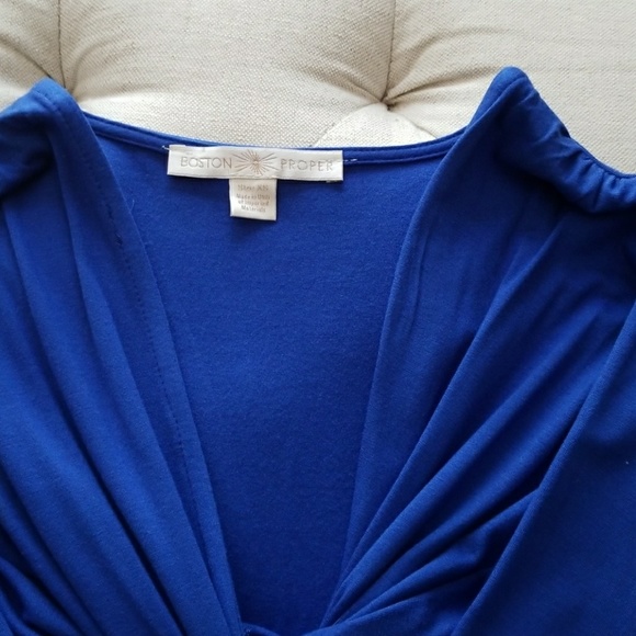 Top - Picture 2 of 4