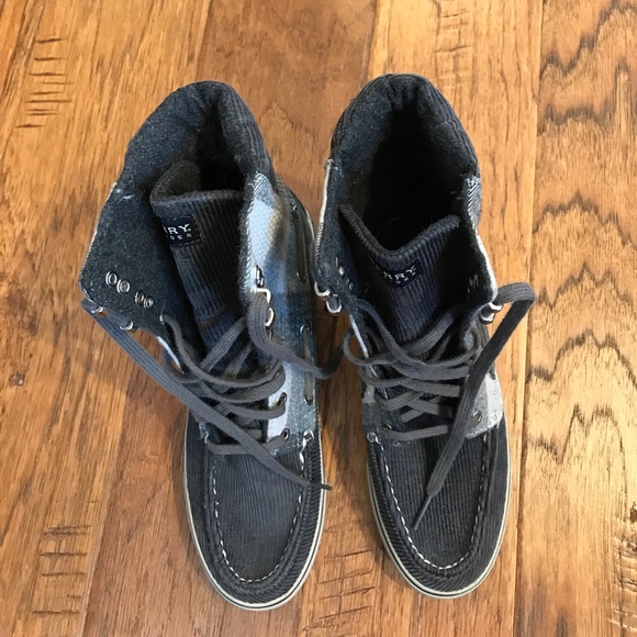 NWOT Sperry high tops - Picture 6 of 8