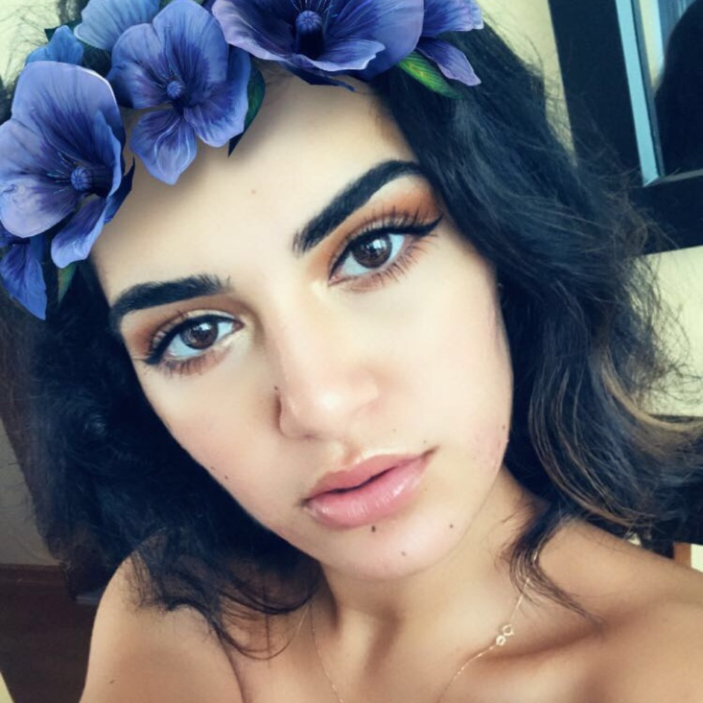 Meet your Posher, Maria