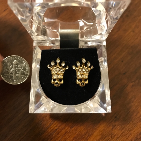 Hip Hop Bling Iced Out Skull Crown Stud Earring - Picture 3 of 3