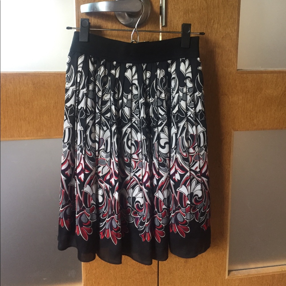 White House Black Market NWT