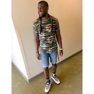 Meet your Posher, Emil