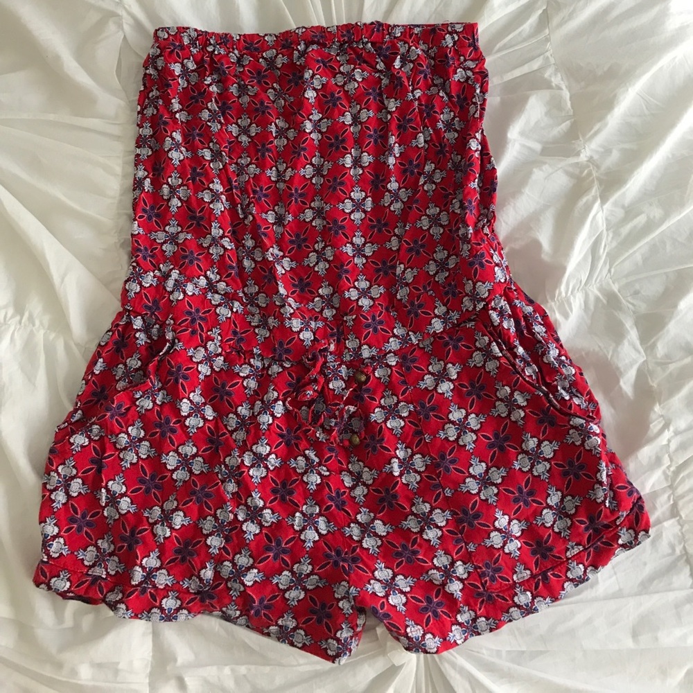 Summer strapless romper:) looks new!