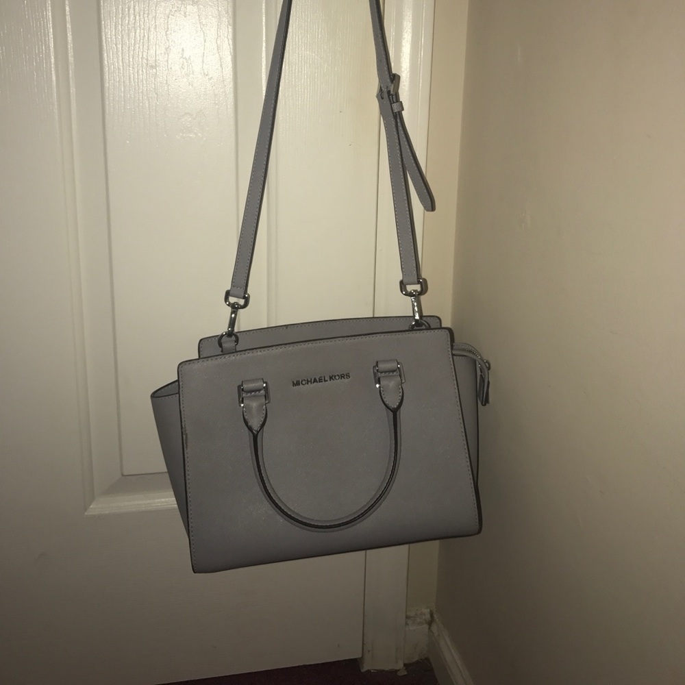 Light grey Michael kors medium Selma