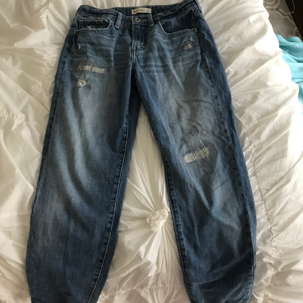 Abercrombie girls jeans!