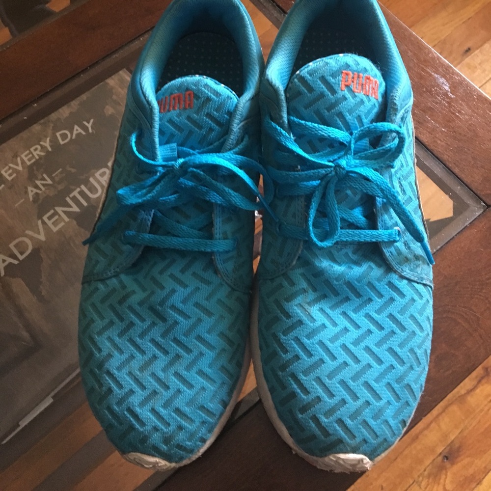 Puma Sneakers