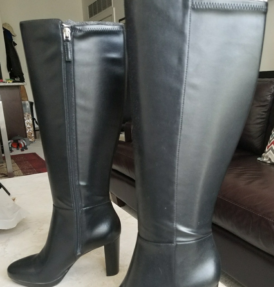Brand New Nine West Calf High Boots. Size 8