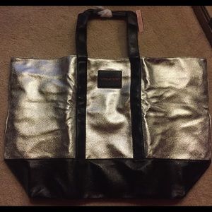 NWT Black and Silver VS tote