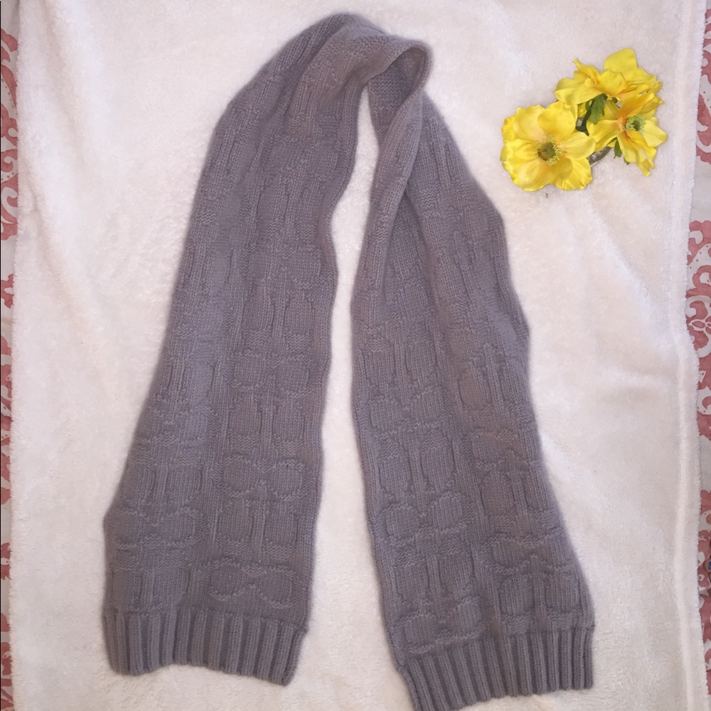 Grey quilted Coach scarf