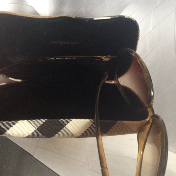 BURBERRY EYEWEAR - Picture 6 of 8