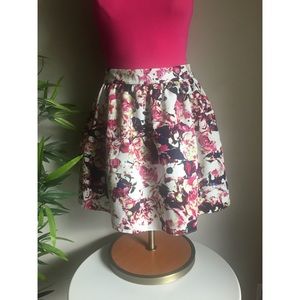Express Floral Skirt- Size 4- Mini Skirt- Pink