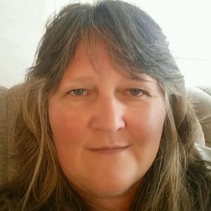 Meet your Posher, Bobbi