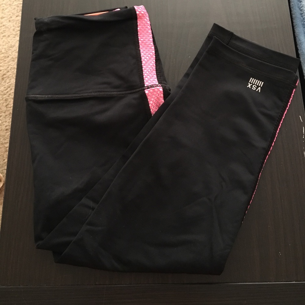 VS Sport Crop