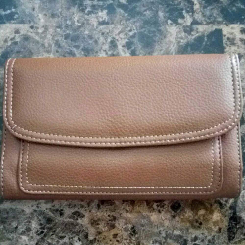 **2/$10** Relic Brown Wallet