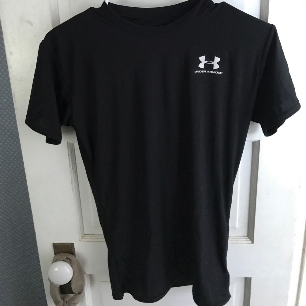 Under armor fitted athletic under shirt