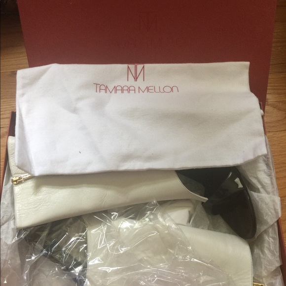 BOOTIES - Picture 3 of 4