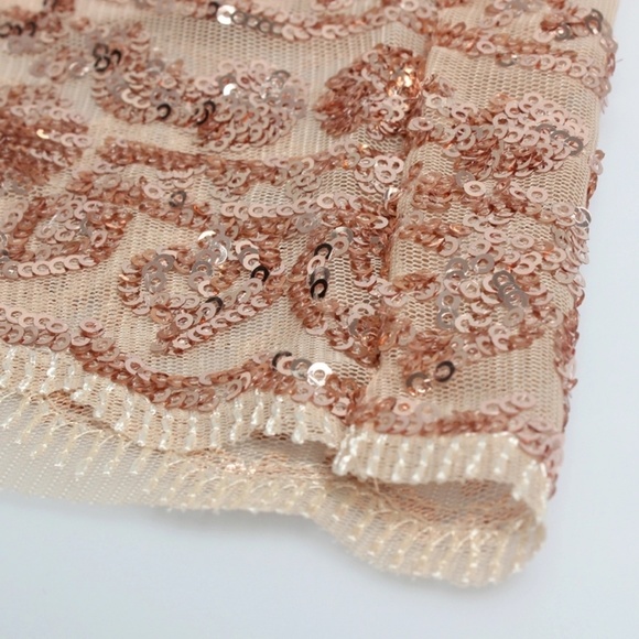 Gorgeous sequins dress - Picture 3 of 4