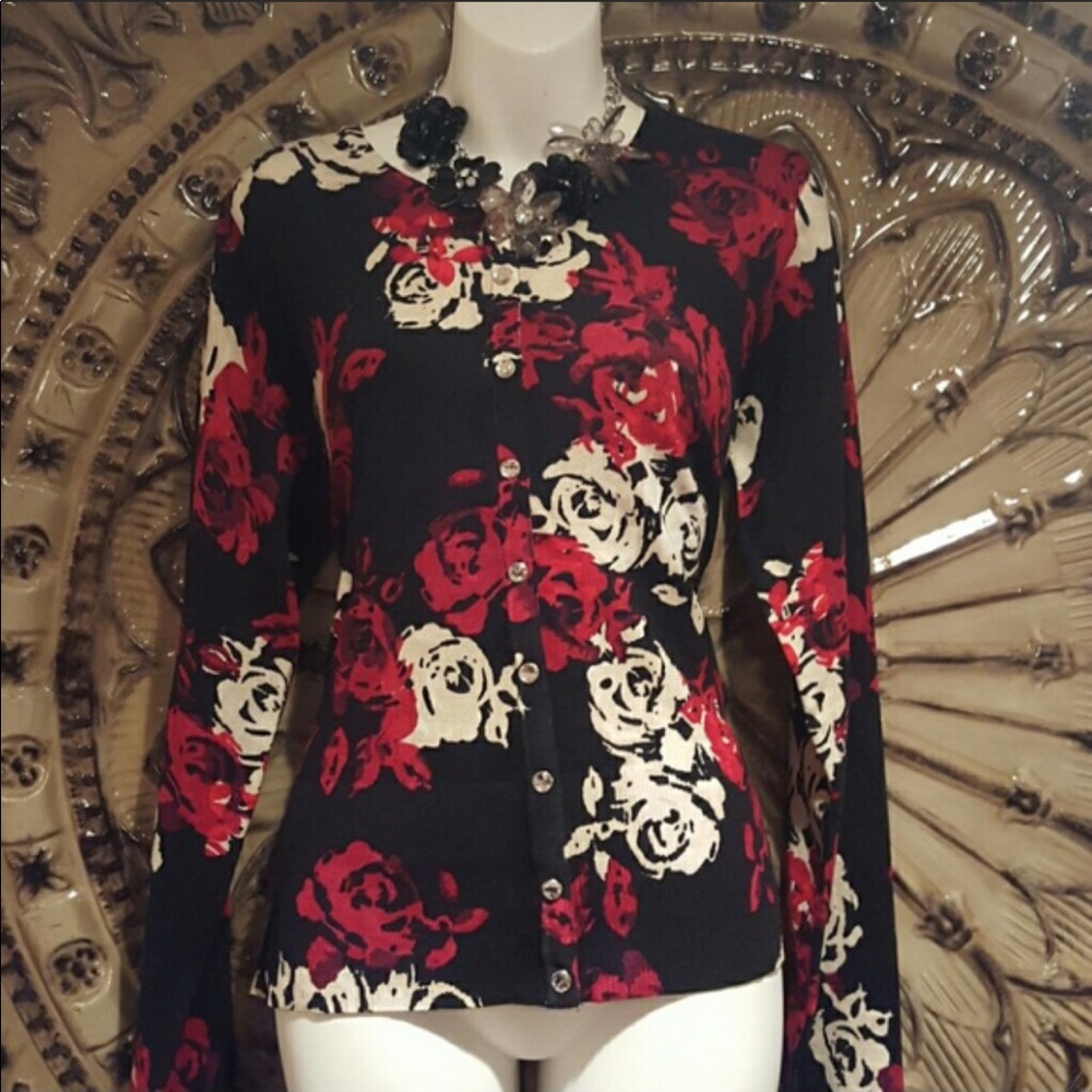 Black House White Market sweater XL red flowers
