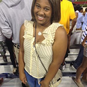 Meet your Posher, Lillian