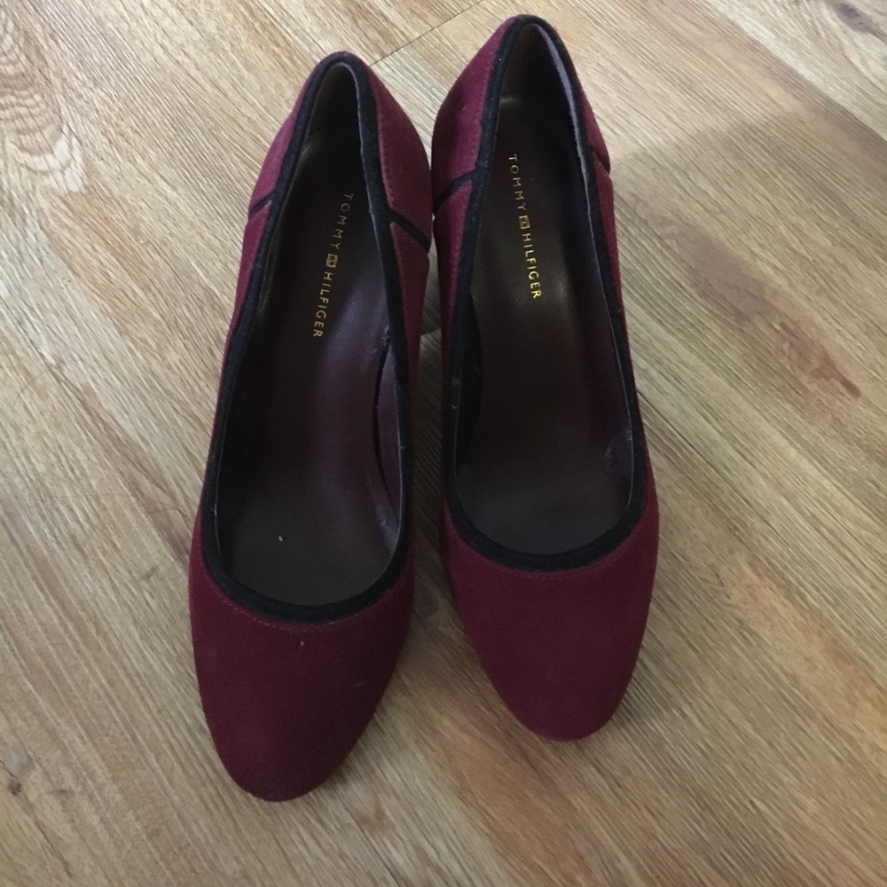 Tommy Hilfiger burgundy heels