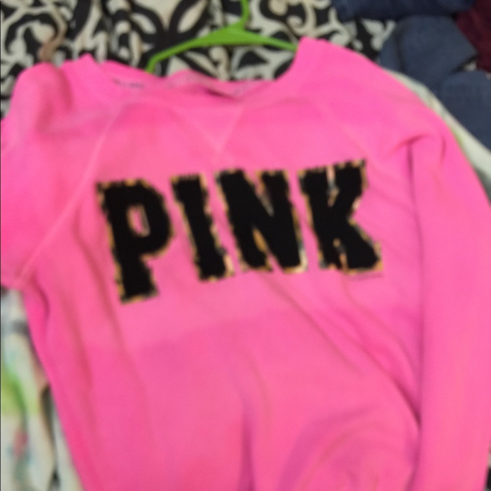 Love pink crew older