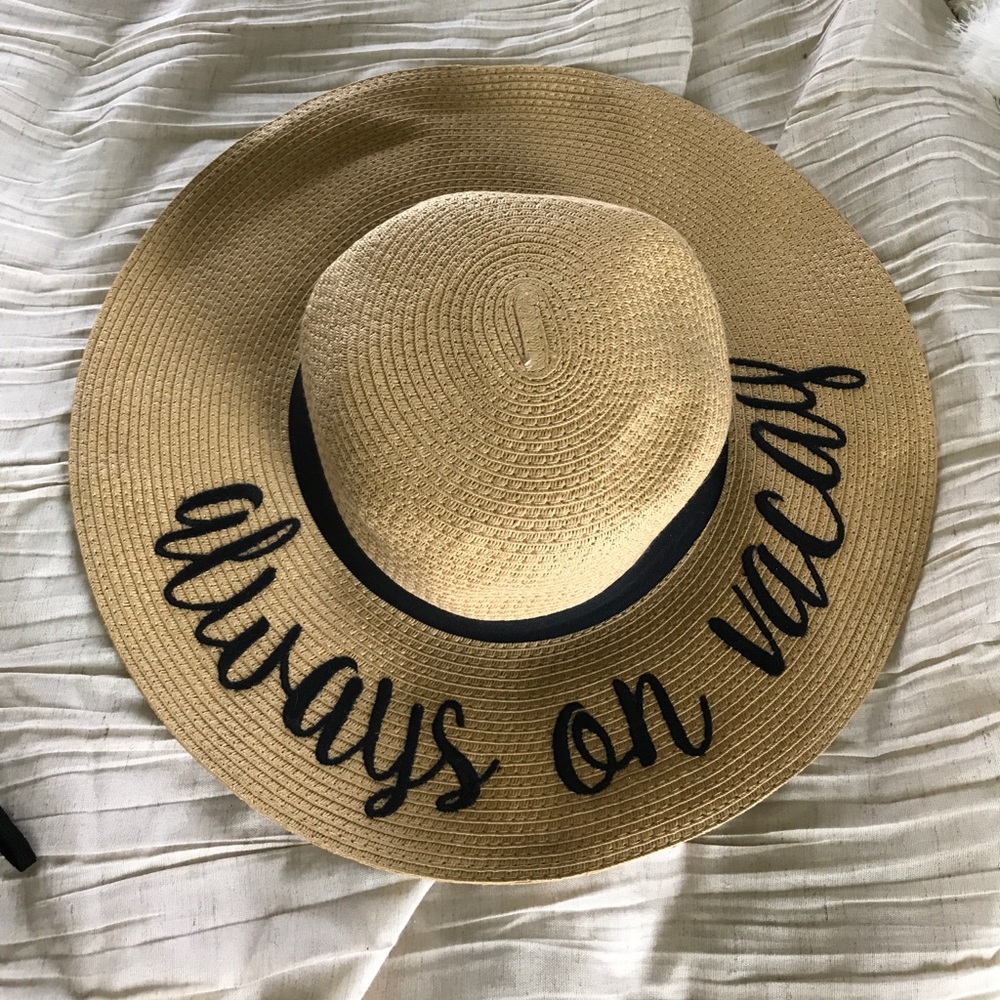 Floppy beach hat