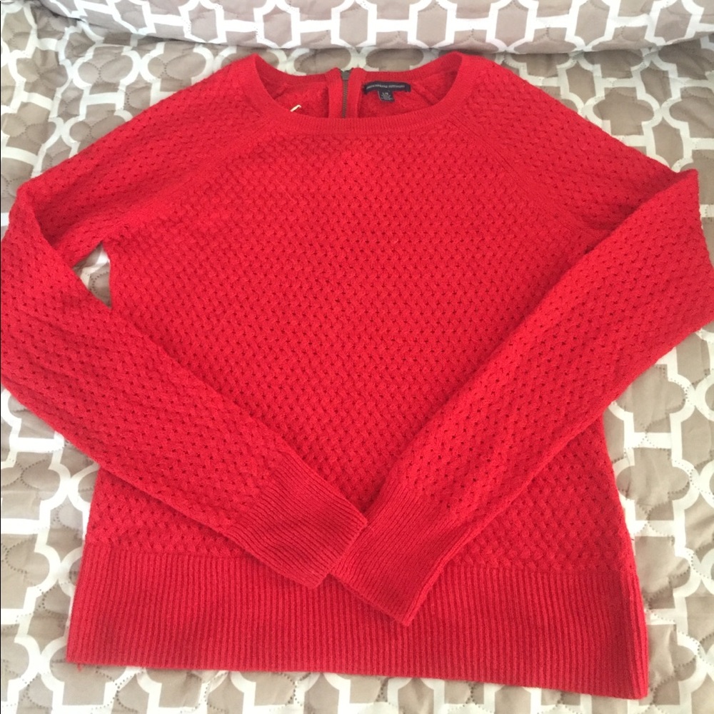 American Eagle sweater