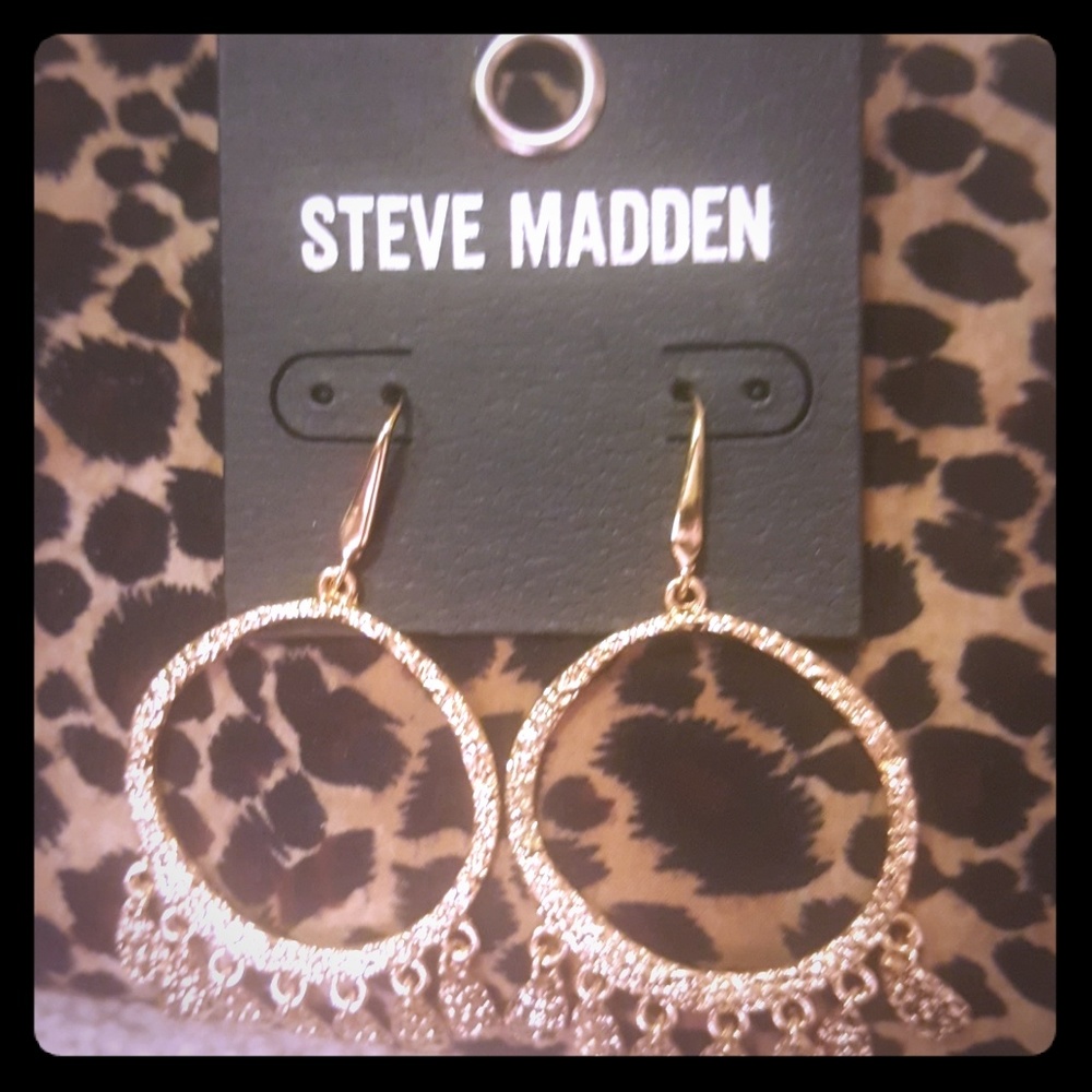Sexy dangly earrings 😍😍😍