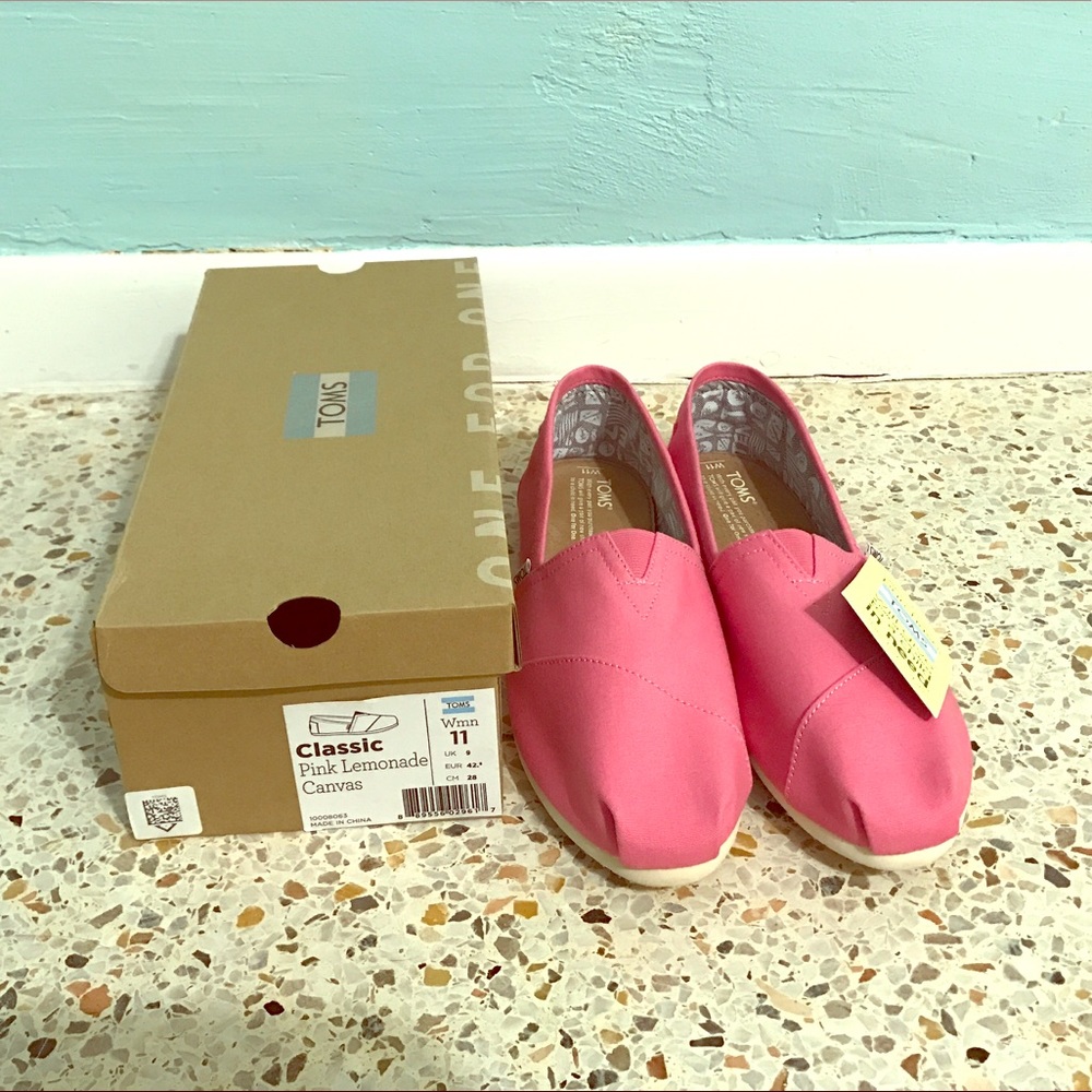 10% off💕Toms Classic Pink Lemonade Shoes