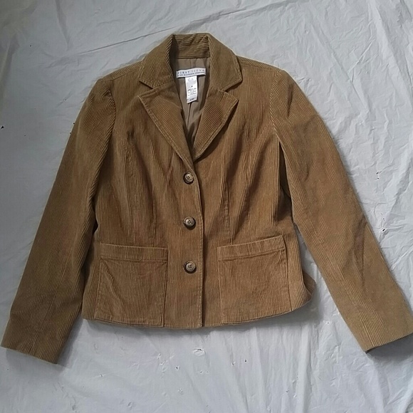 Blazer - Picture 5 of 6