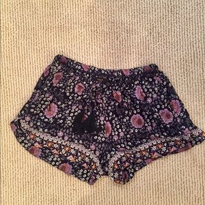 Anthropologie Natalie Martin Pull-On Short (L)