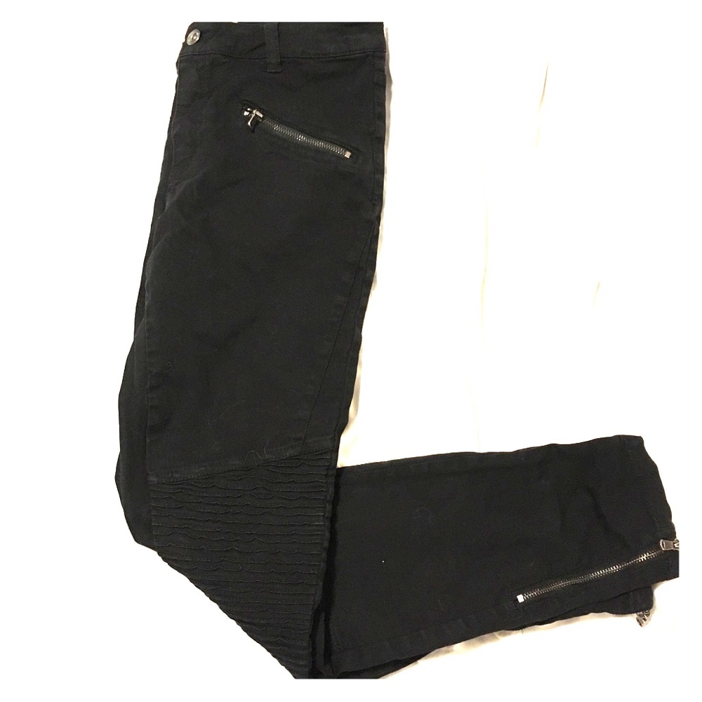 Moto style black denim skinny jeans