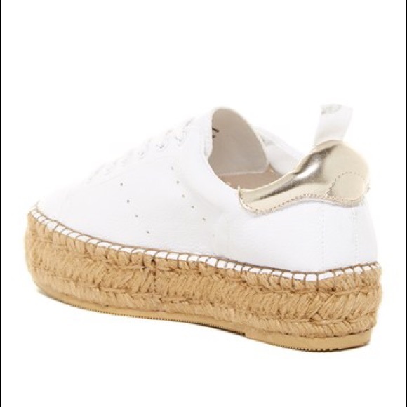 Steve Madden Shoes - Picture 2 of 3