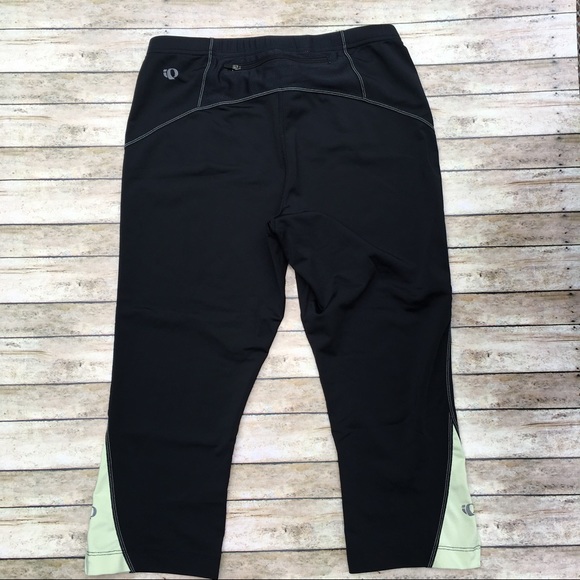 Pearl iZUMi Yoga Workout Capri Leggings - Picture 4 of 6