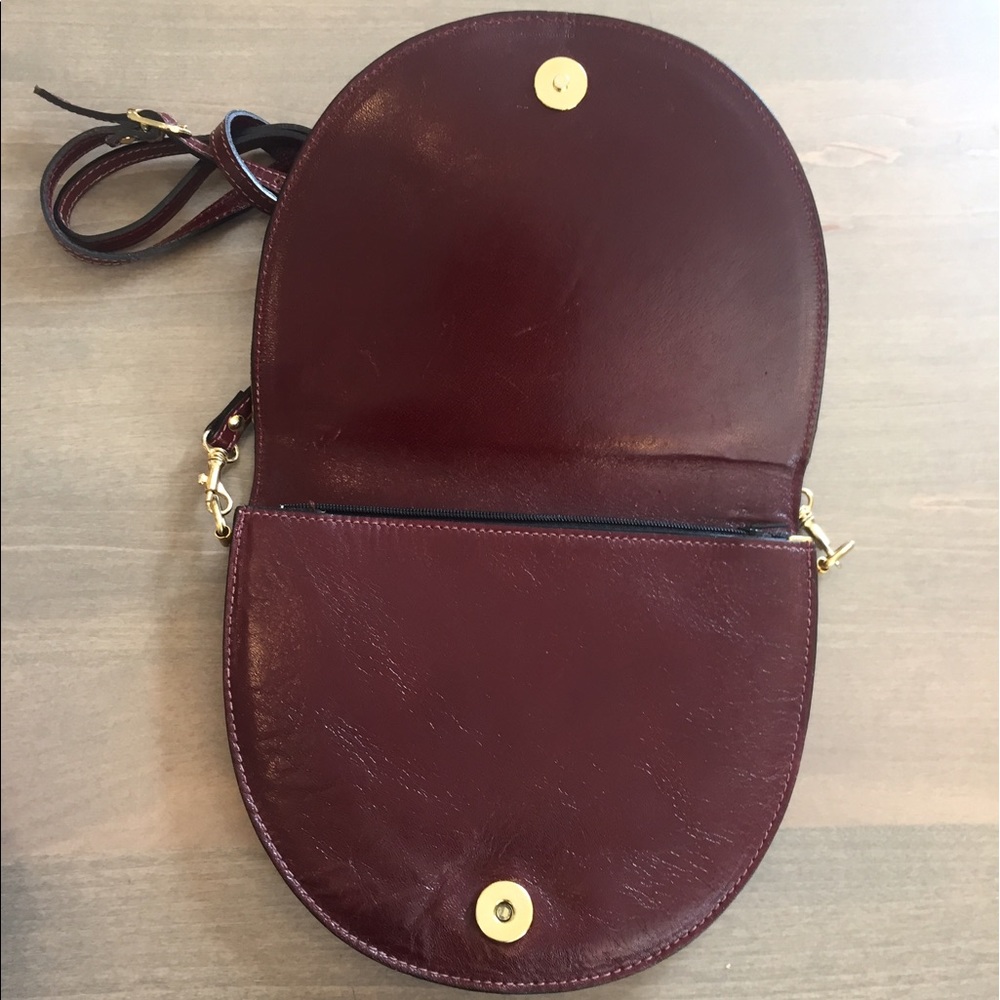 Roberta Firenze burgundy crossbody purse/clutch.