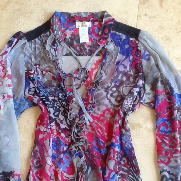 Sheer top by D.E.P.T - Picture 2 of 4