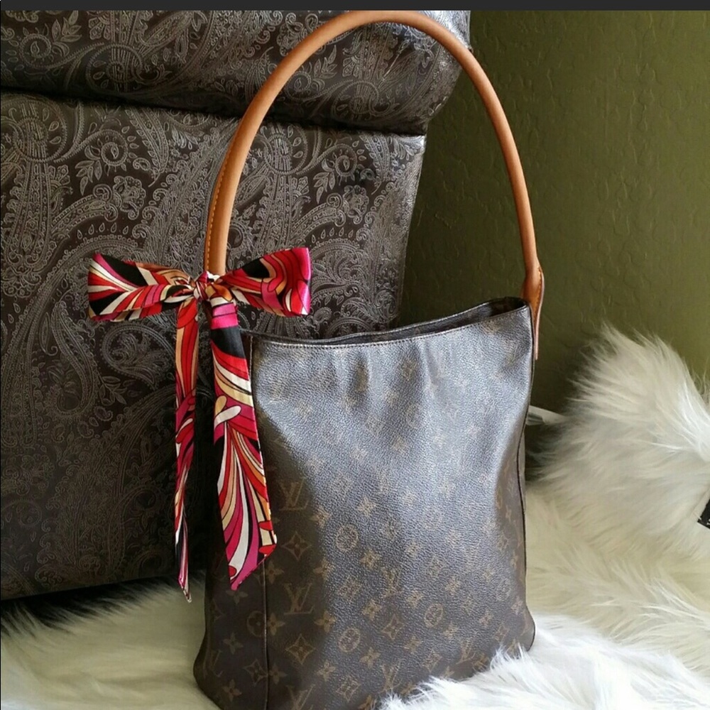 SOLD!!!!Authentic LV Looping GM.100% authentic!!!